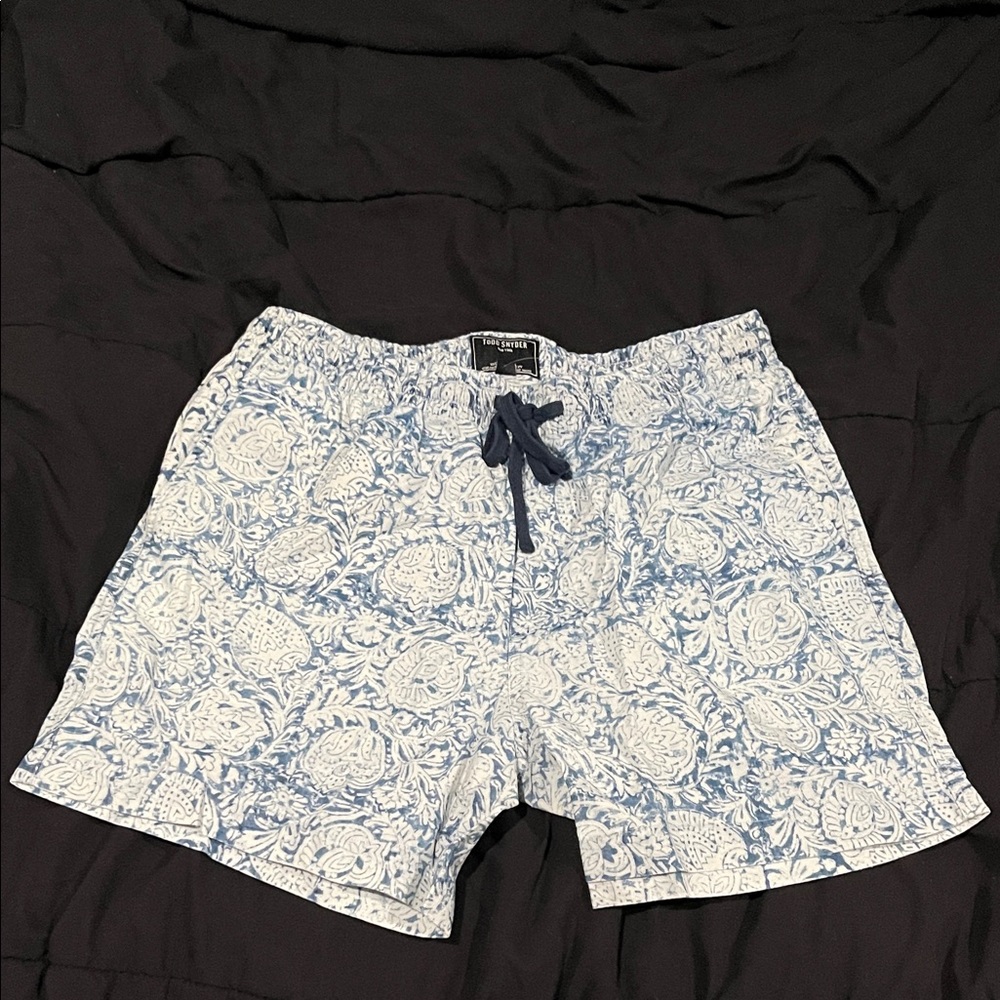 Todd Snyder shorts